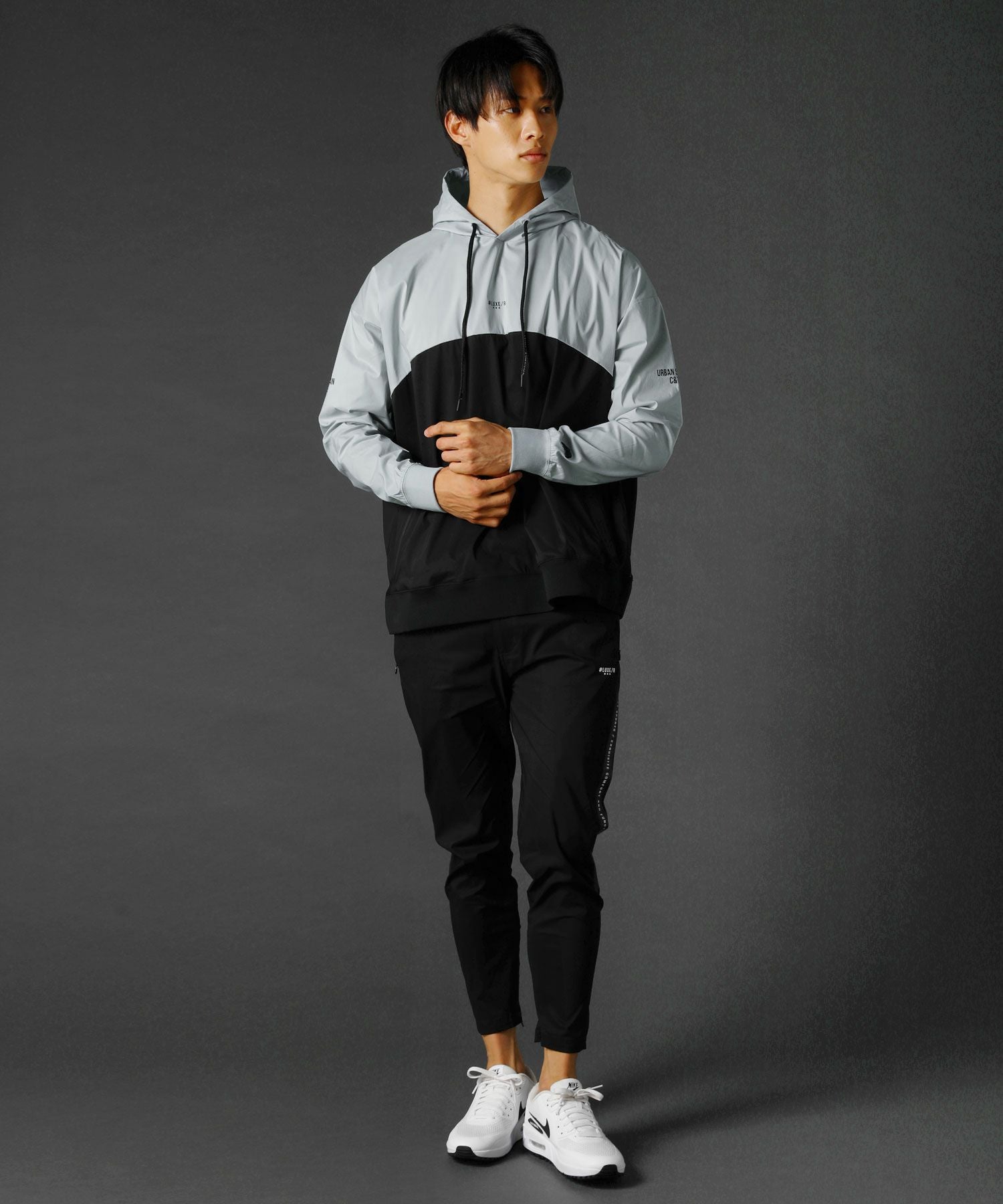 Rene relax ルネ パール&amp;レース 若葉色ストレッチパーカー 38 撥水ストレッチ布帛止水ジップバイカラー長袖プルパーカー | REZES